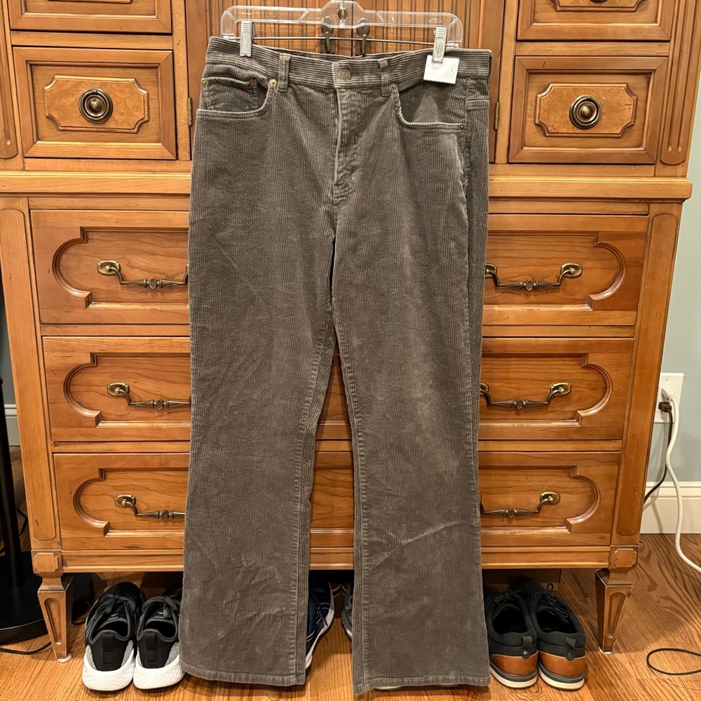 Lauren Jeans Co by Ralph Lauren Women's Classic Bootcut Corduroy Pants 12 Gray